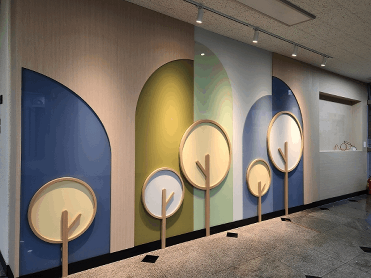 중앙현관 환경게시판